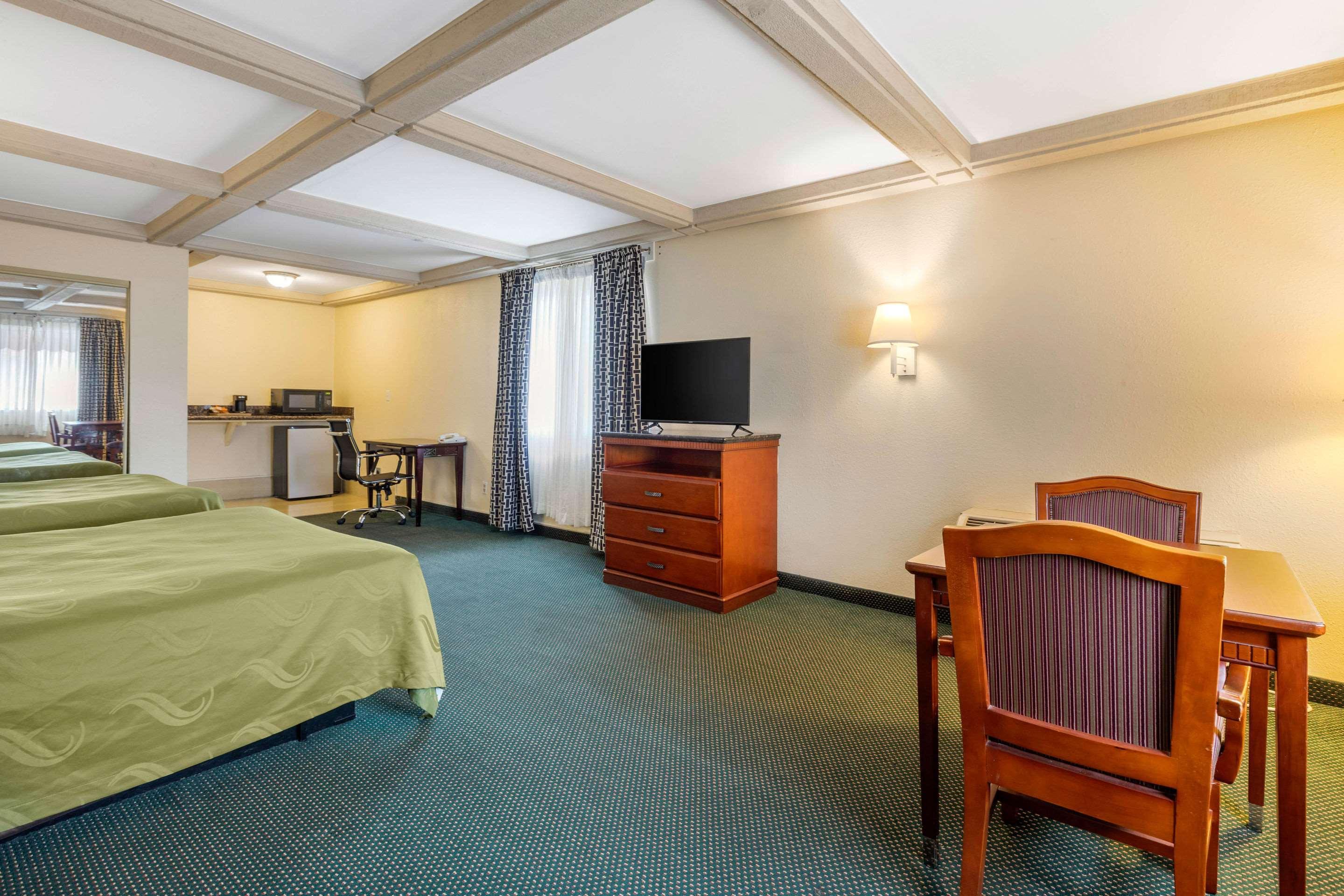 Quality Inn Lomita-Los Angeles South Bay Exterior photo
