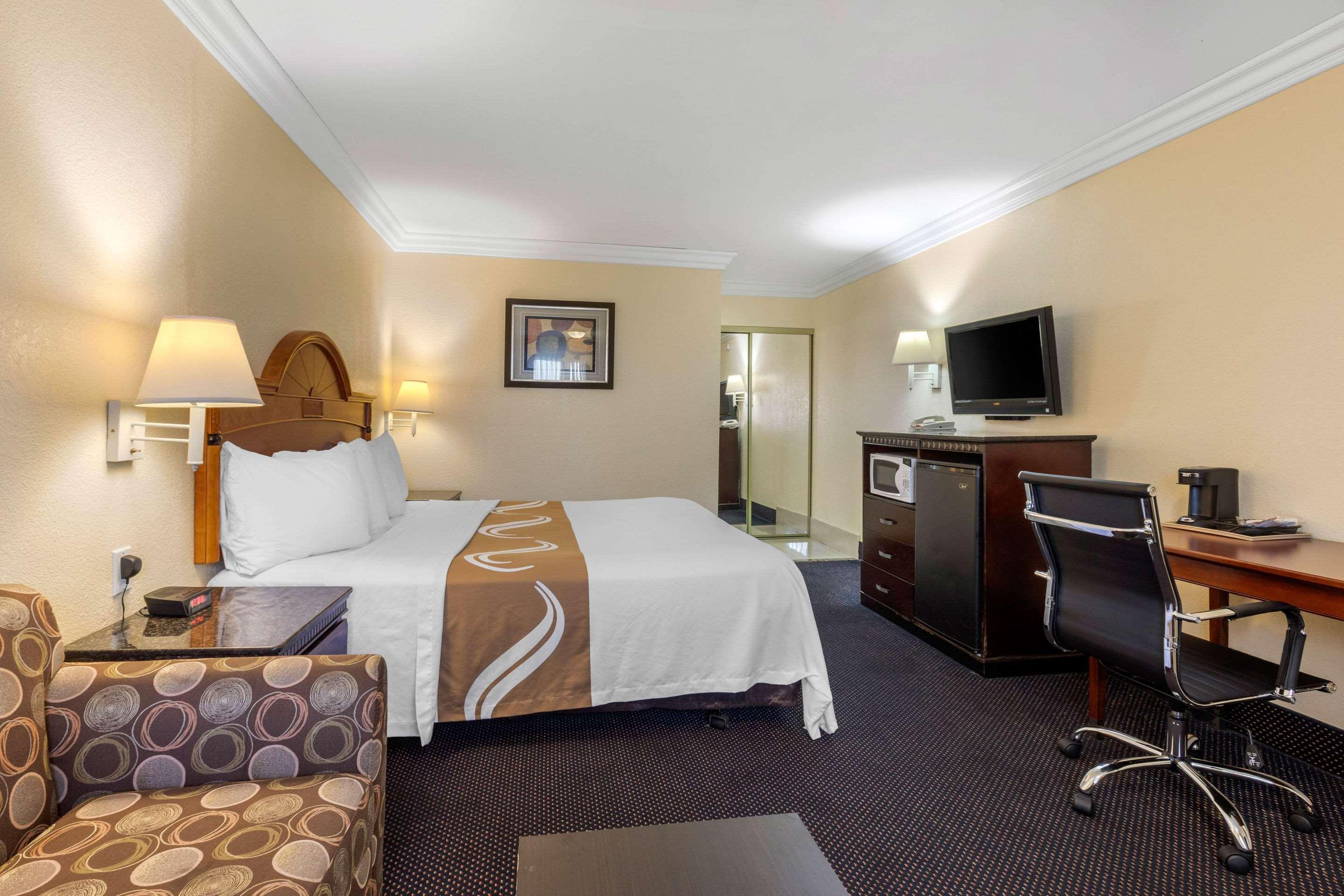 Quality Inn Lomita-Los Angeles South Bay Exterior photo